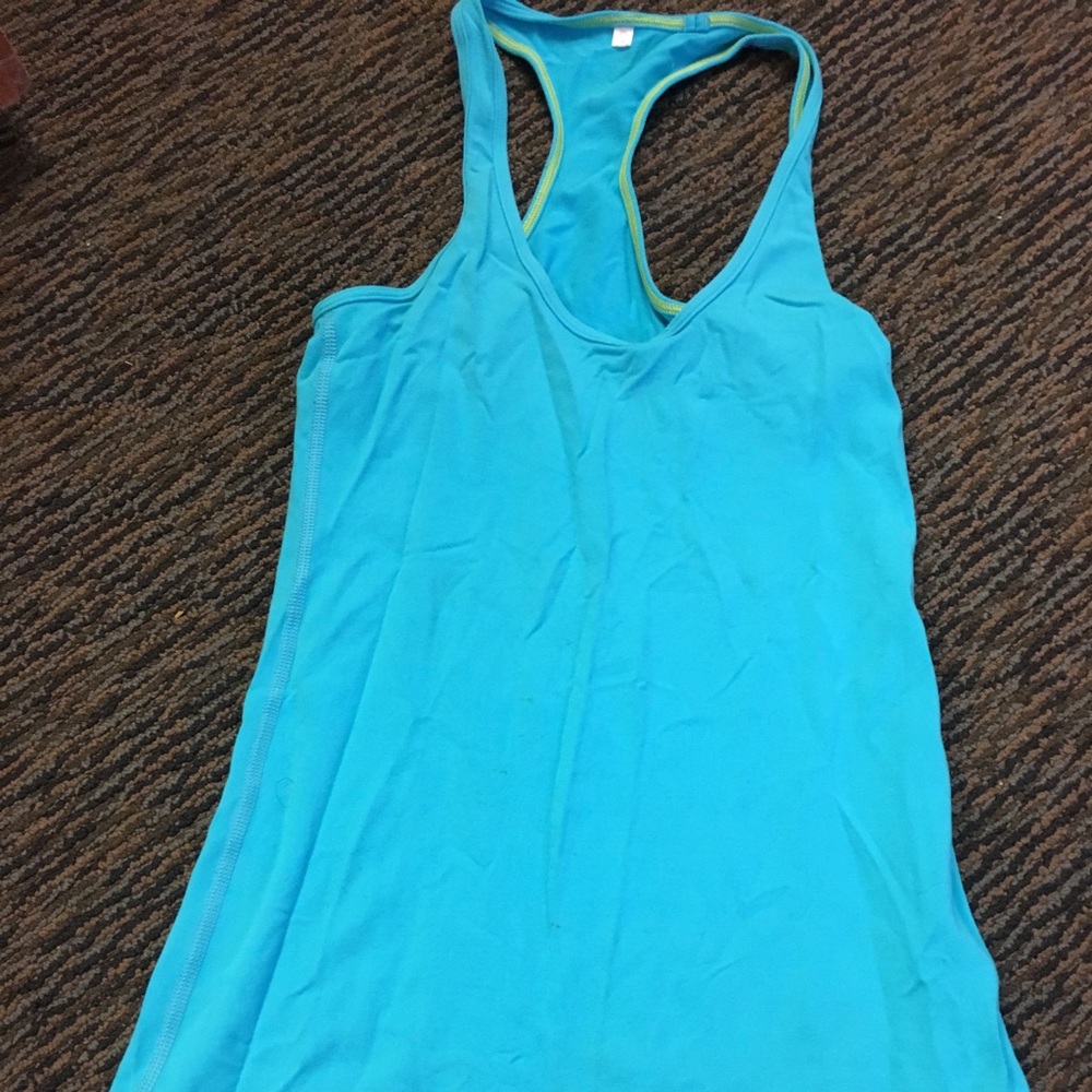 Lulu lemon tops